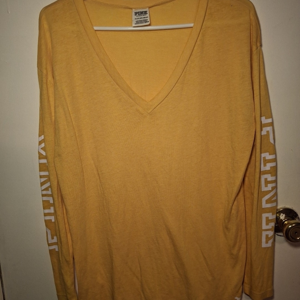 PINK Victoria's Secret‎ Yellow V-Neck Top
